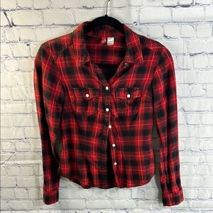 ✨ H&M Red Plaid Fitted Flannel Button-Down - Size 2